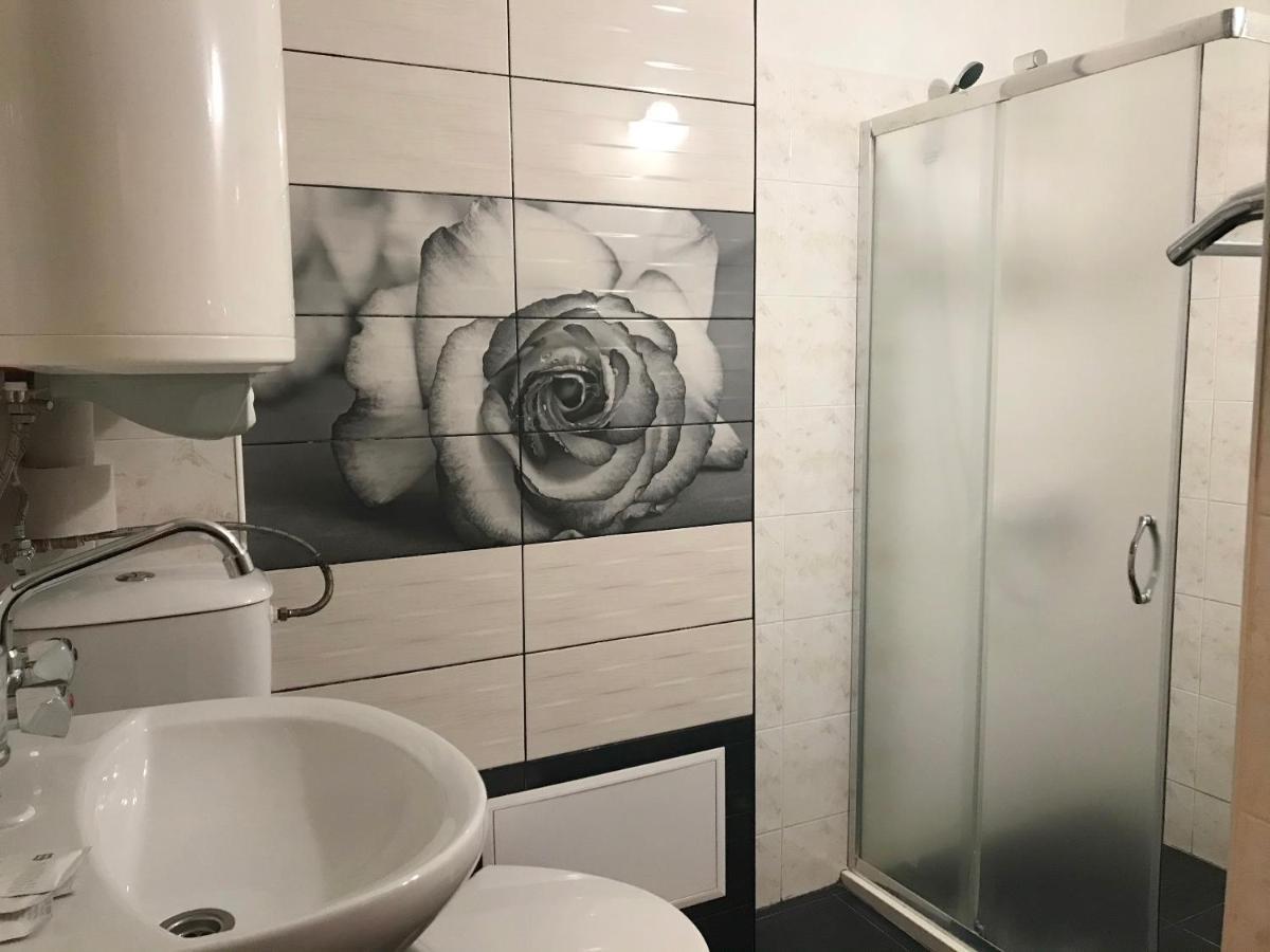 Appartement Day And Night à Veliko Tarnovo Extérieur photo